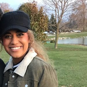 Meet your Posher, Mackenzie